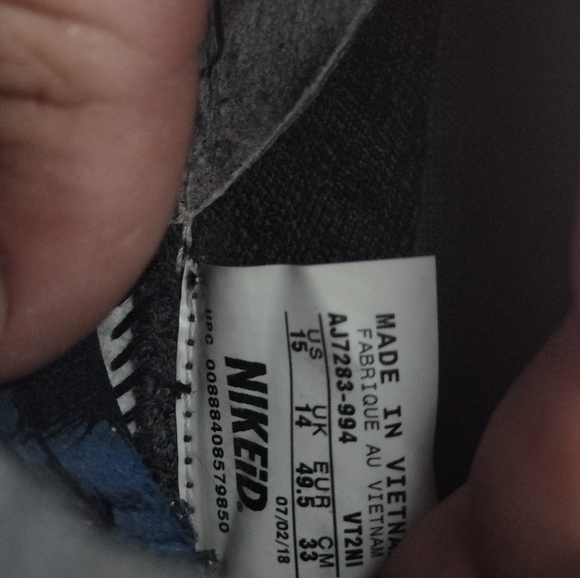 Nike epic react Flyknit Nike id with matching socks - Picture 5 of 6